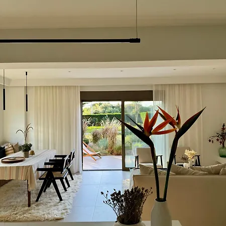 Holiday home Lagouvardos House Marathopoli