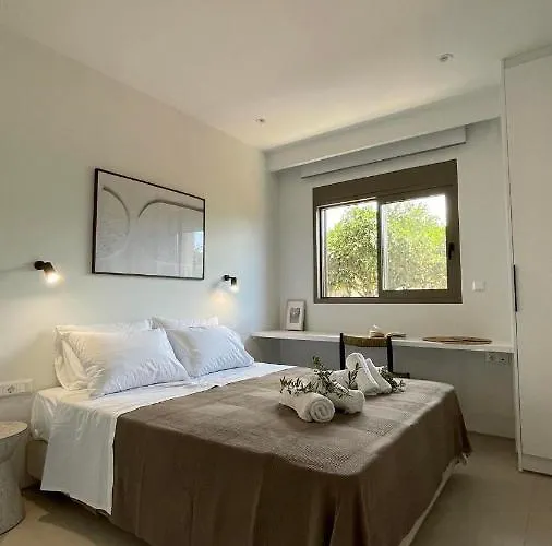 Lagouvardos House * Marathopoli