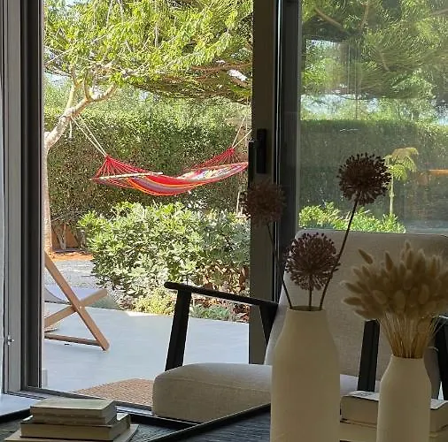 Casa de Férias Lagouvardos House