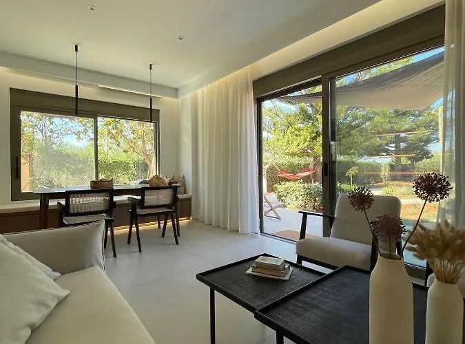 Lagouvardos House Casa de Férias