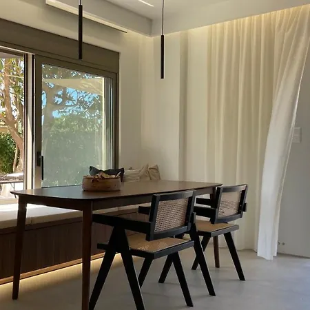 Lagouvardos House * 马拉松波利斯