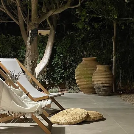 Lagouvardos House بيت للعطل ماراثوبوليس