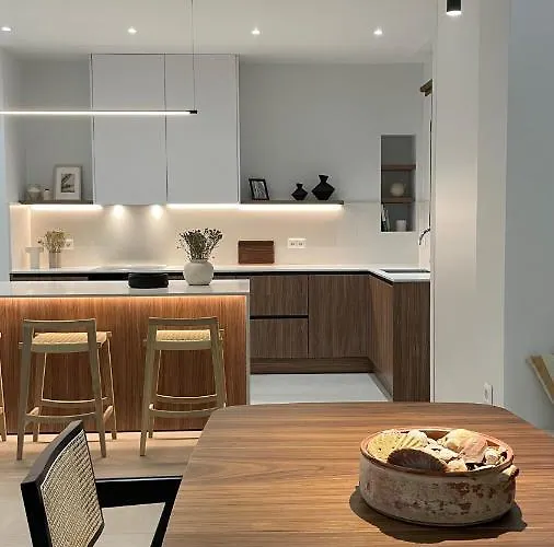 Lagouvardos House Marathopoli