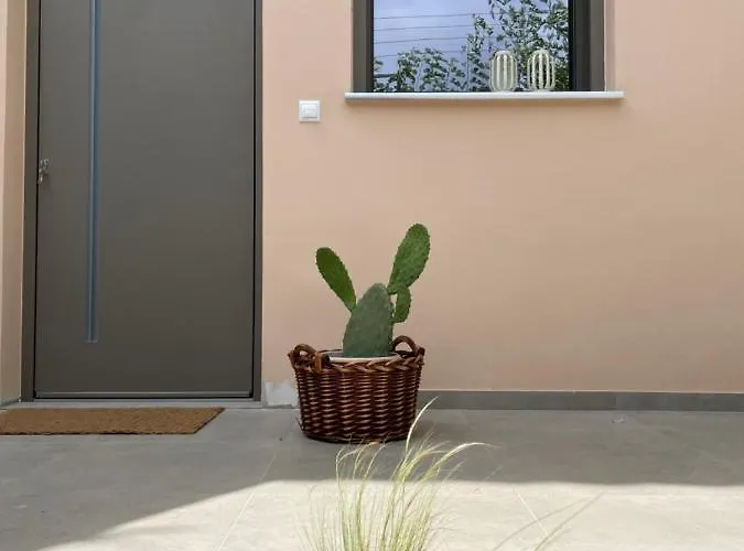 Lagouvardos House Casa de Férias